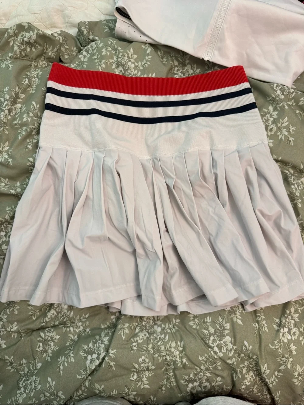 Wilson Matching Set midtown skirt and crop top